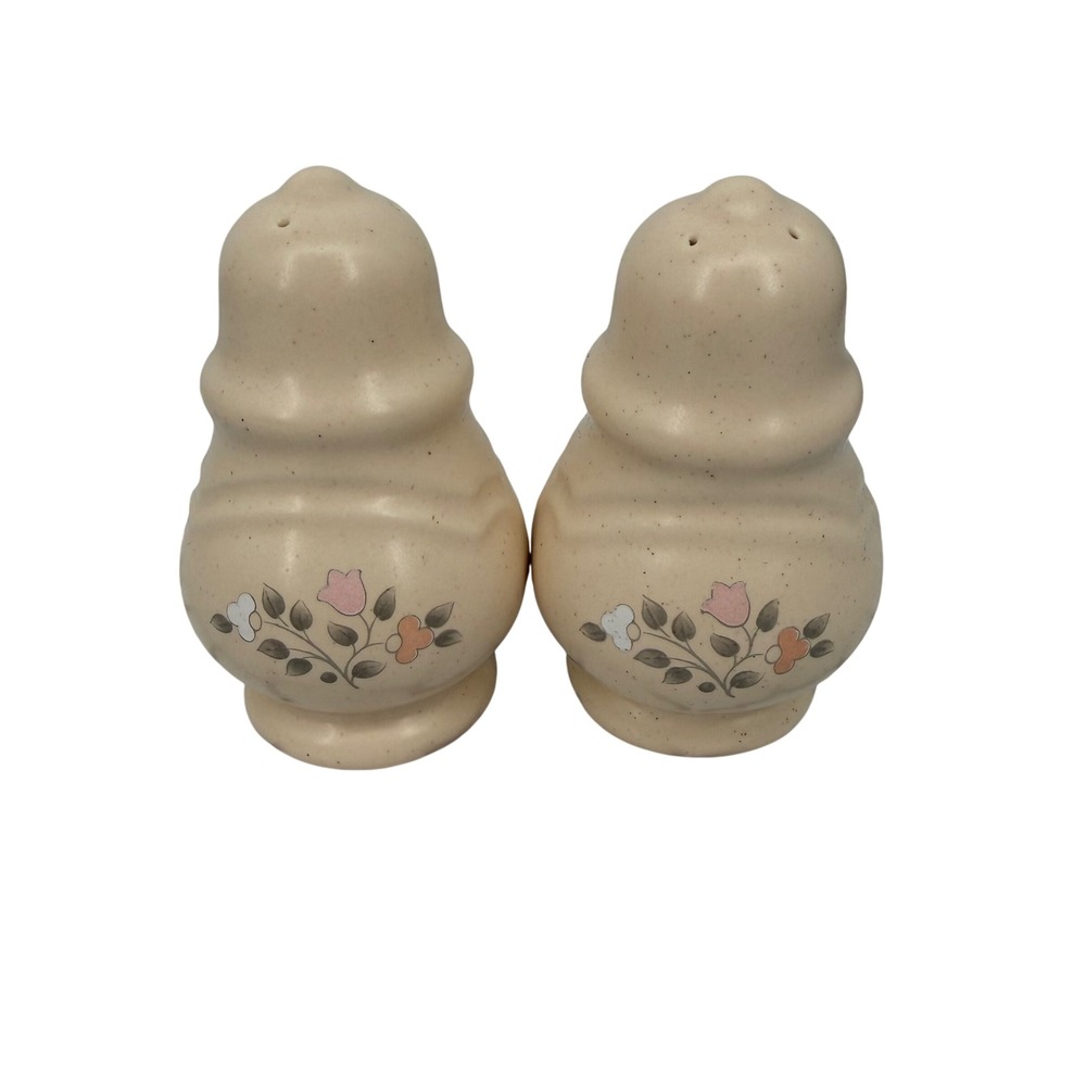 Pfaltzgraff Tea Rose Salt Pepper Shakers Vintage Floral Ceramic Cottagecore